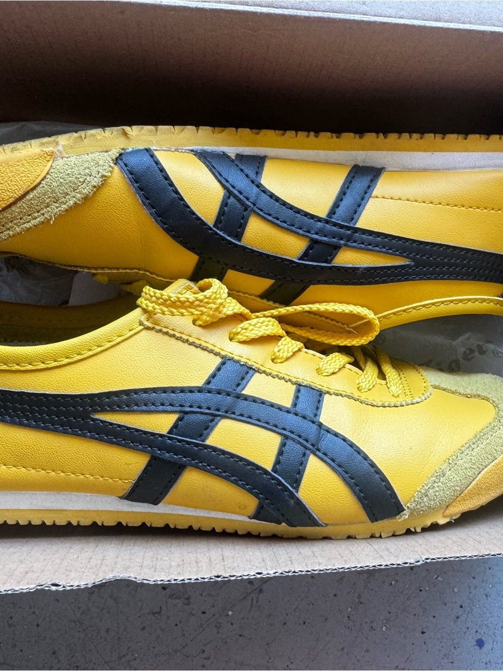 Onitsuka Tiger Mexico 66 Asics Yellow Kill Bill Sz 6.5 men or 39.5 EU